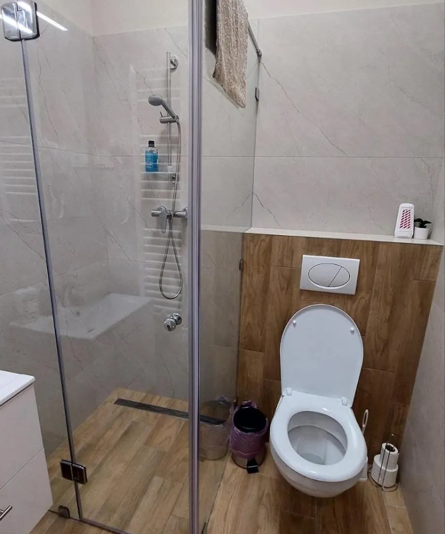 Foeldvary 3In1 Apartments 세게드