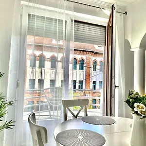Mirell Apartman
