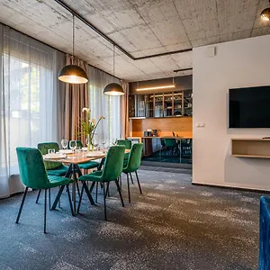 4* Lägenhetshotell Noir