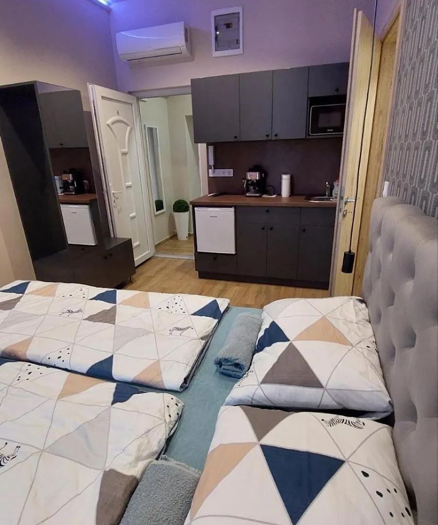 Foeldvary 3In1 Apartments Szeged